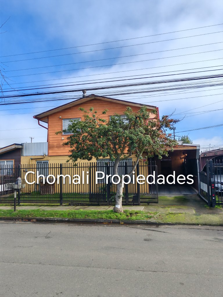CASA EN CARLOS DARWIN CERCANA A MARTIN LUTERO CON RECABARREN